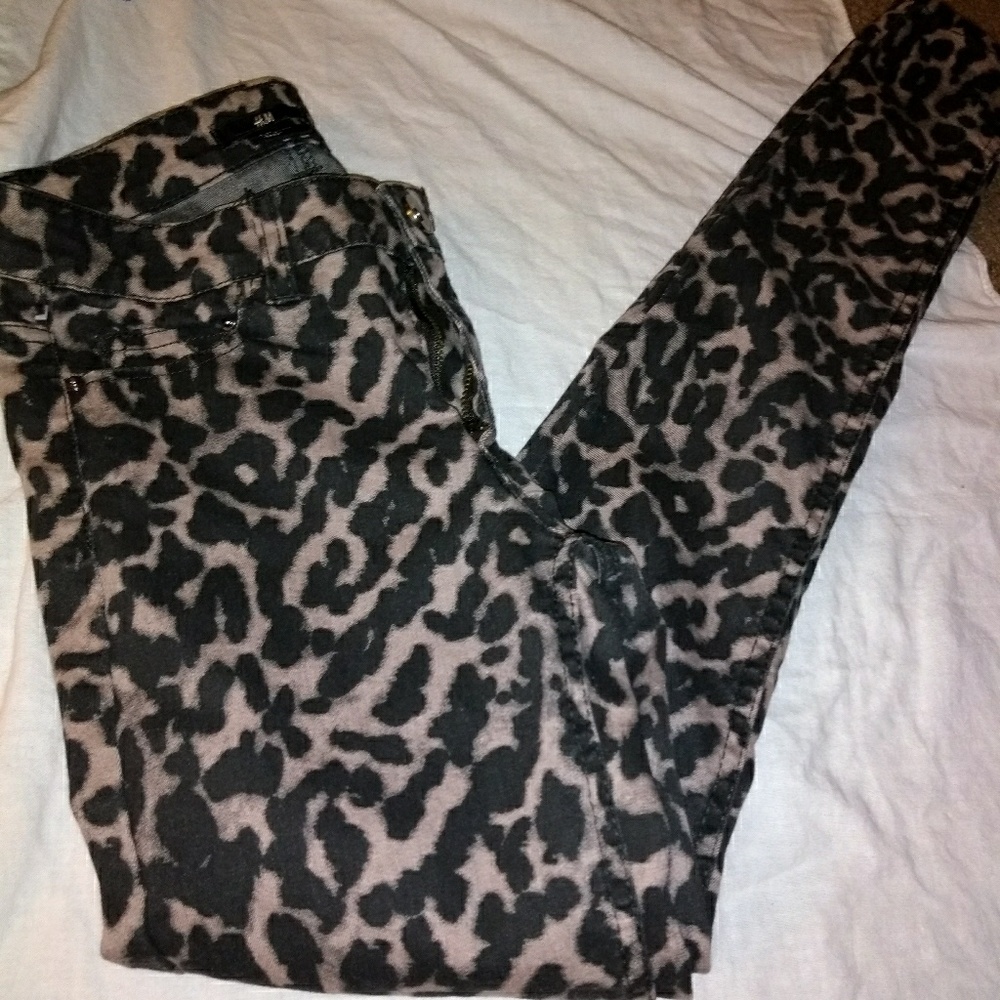 Leopard skinny jeggings